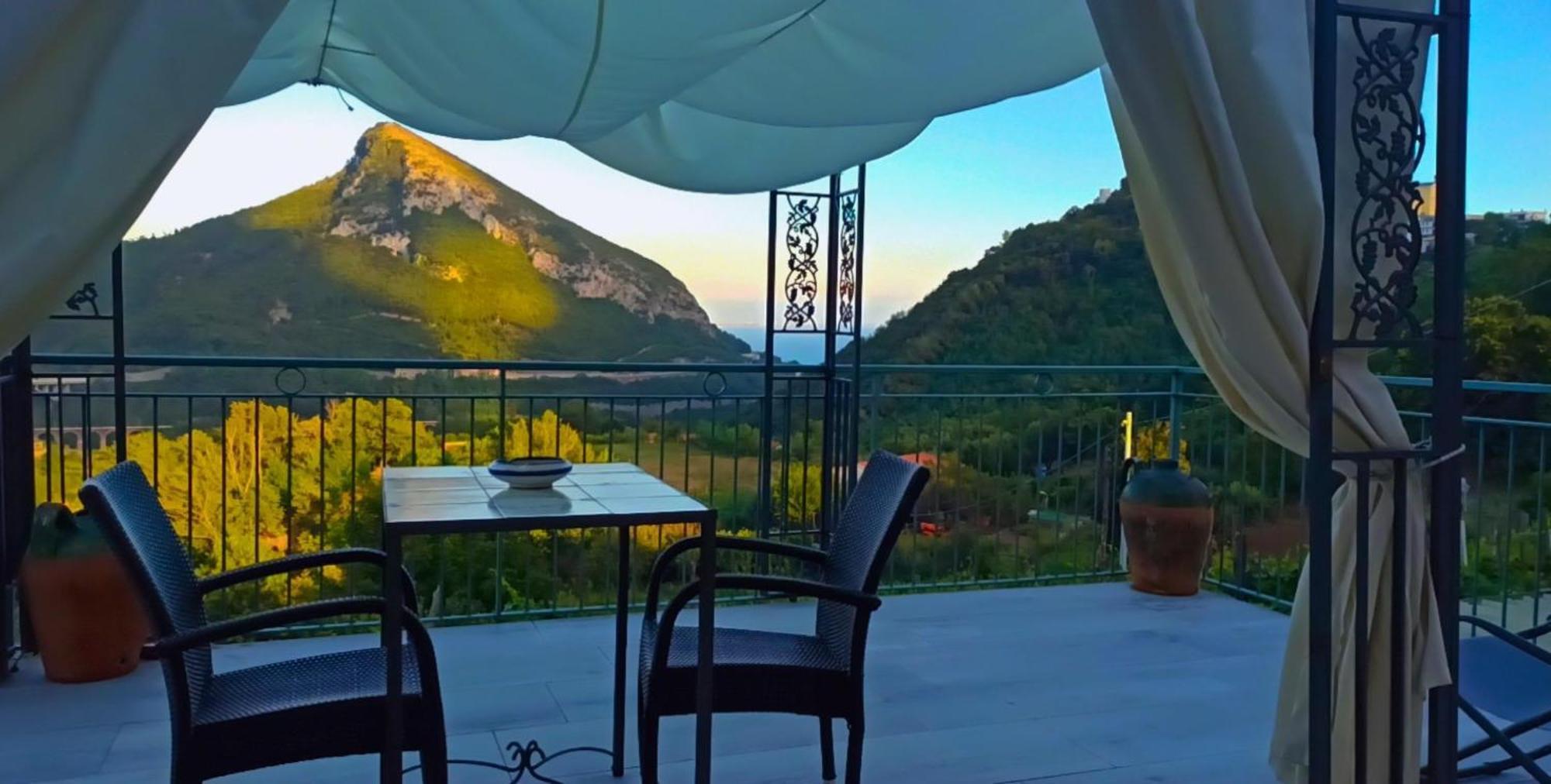 La Roccia Incantata Amalfi Coast Vietri Exteriör bild